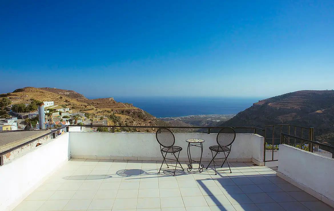 2 - verkoop huis uitzicht op zee makry-gialos crete griekenland