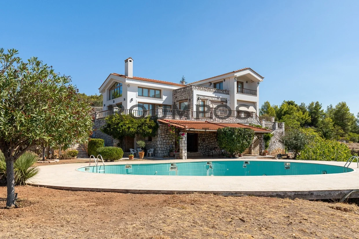 1 - vente maison markopoulon oropou attique grèce