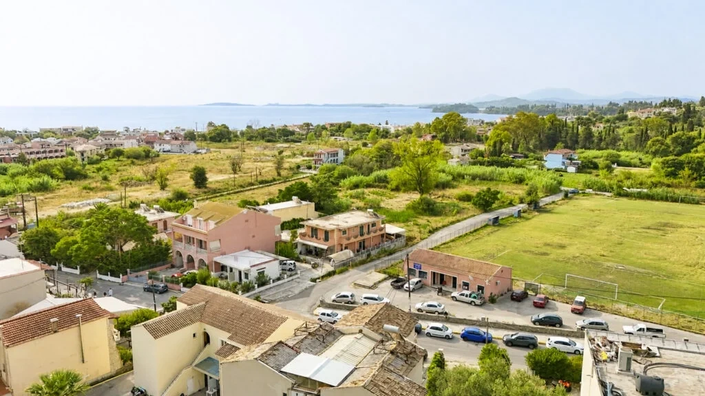 2 - vente appartement pieds dans l'eau ypsos îles ioniennes grèce