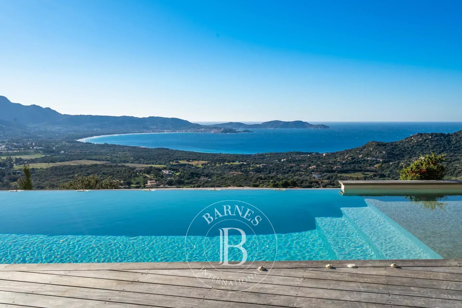 1 - aluguer sazonal casa vista de mar lumio corse (haute) frança