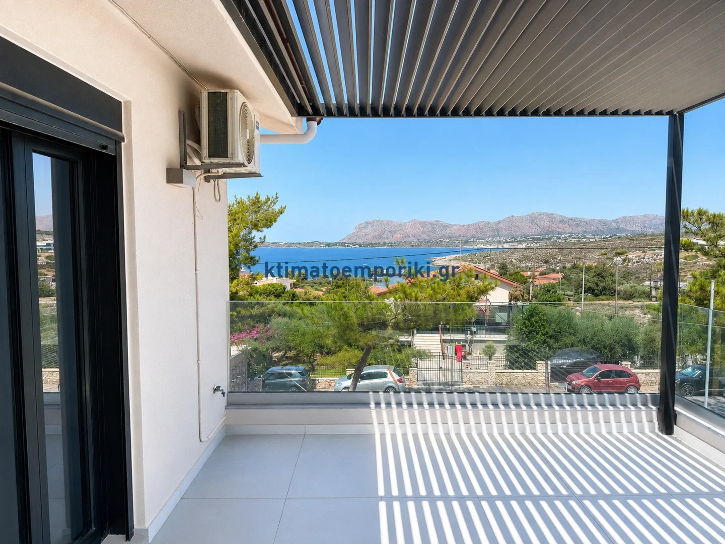 2 - sea view villa for sale in ágios onoúfrios crete greece