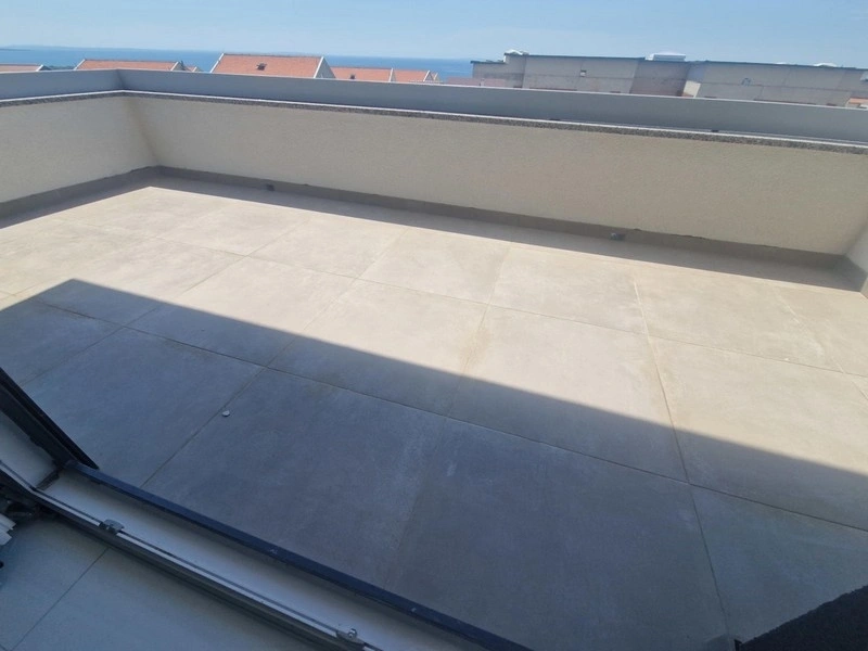 2 - venda apartamento vista de mar novalja lika-senj croácia