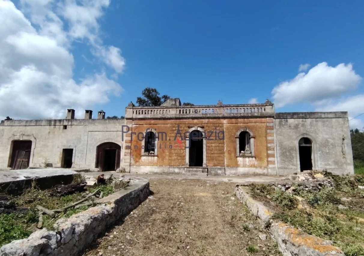 1 - vendita stabile ceglie messapica puglia italia