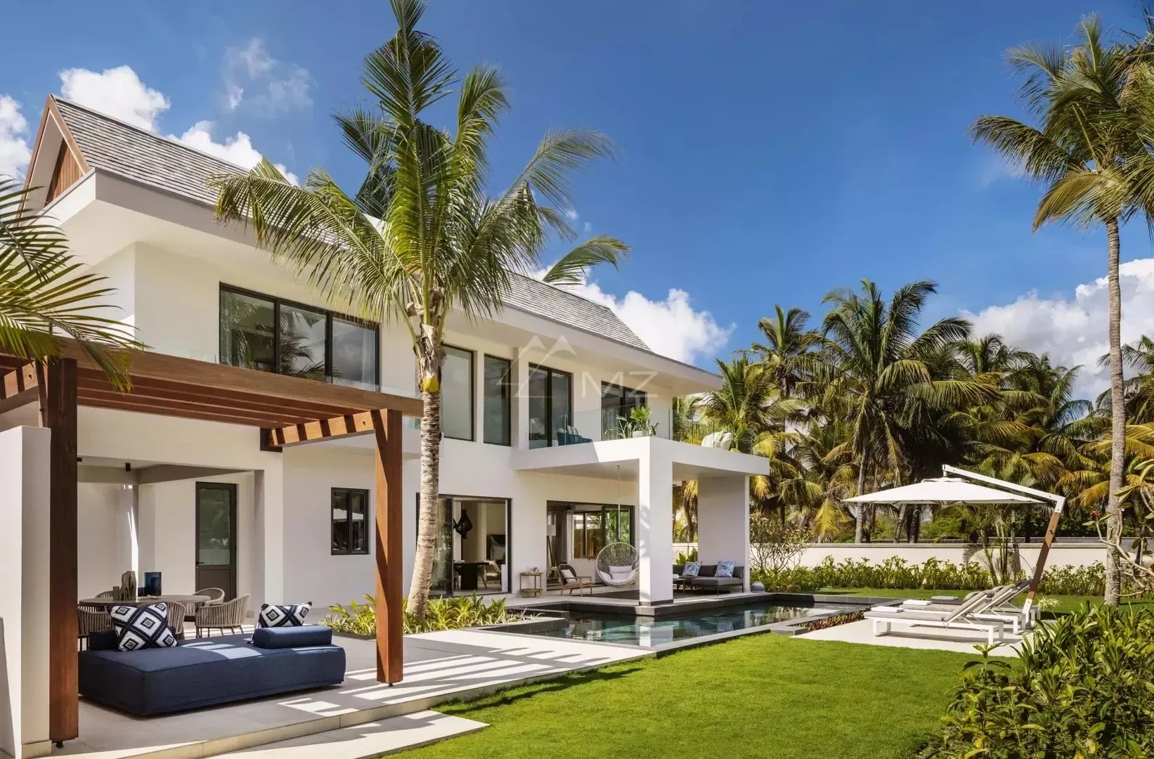 Maison vue mer avec piscine
