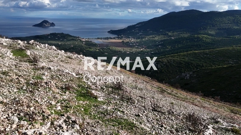 Terreno vista mare di 6 348 m²