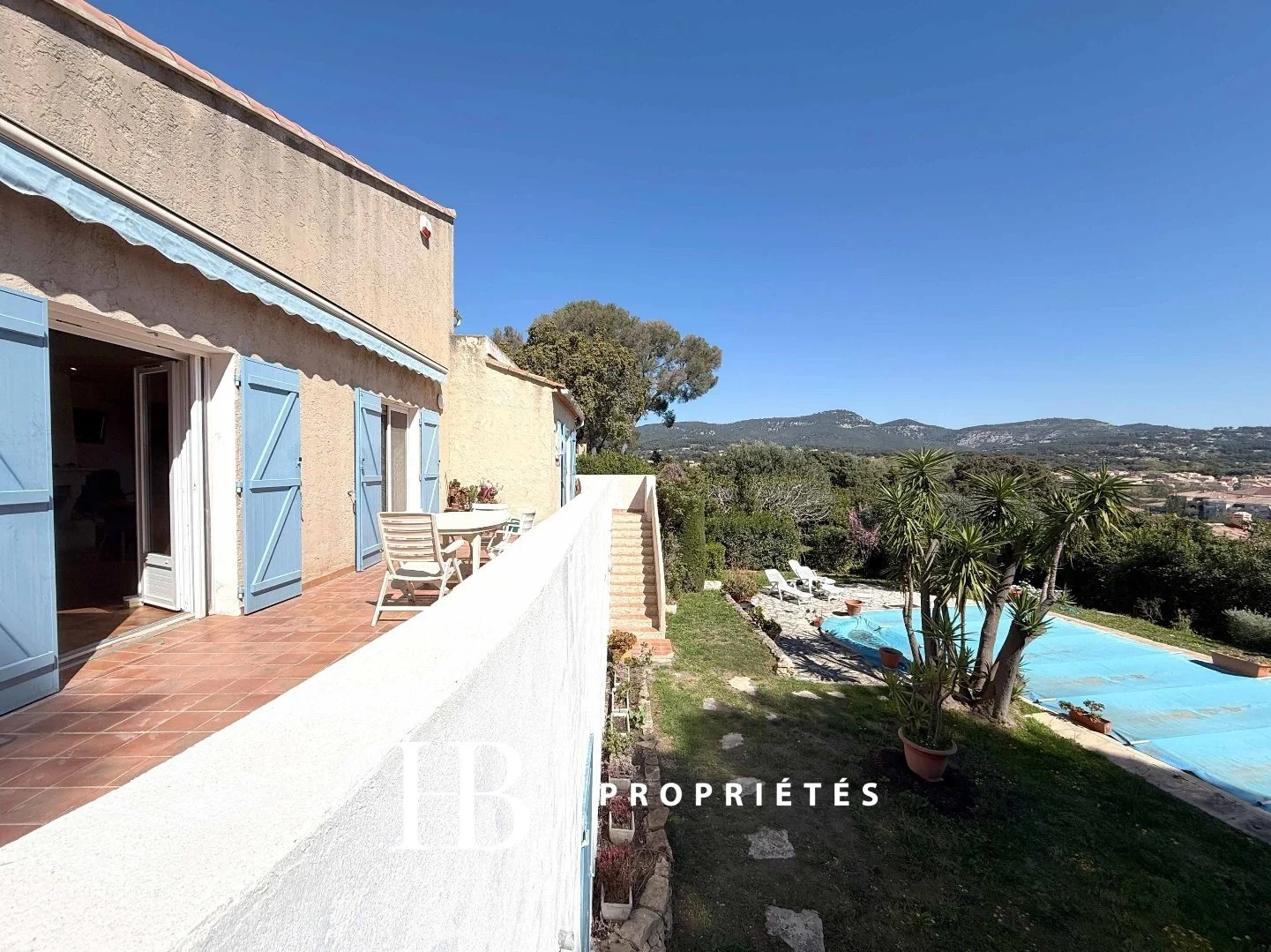 2 - venta casa sanary sur mer var francia
