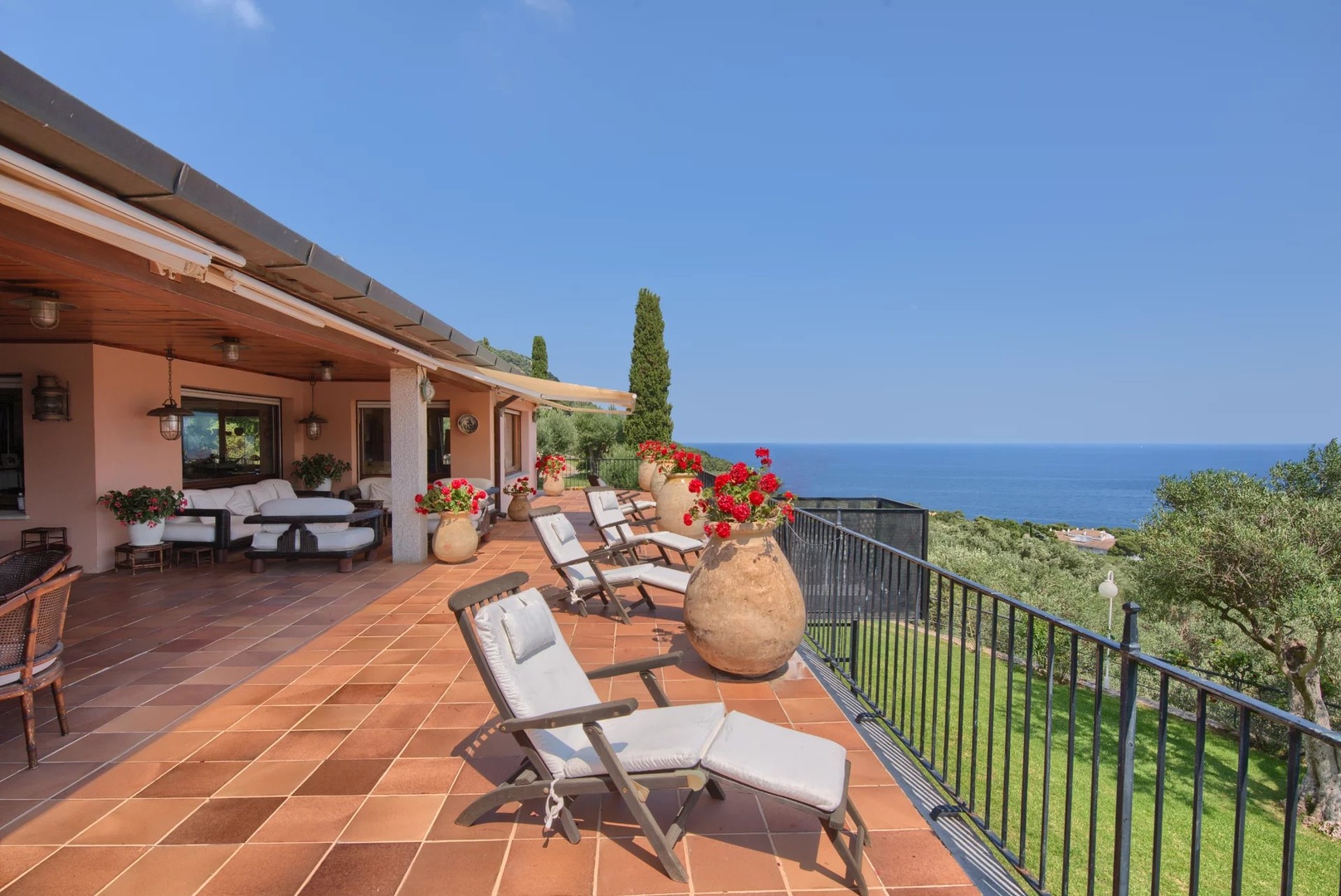 1 - продажа вилла вид моря begur - costa brava каталония испания
