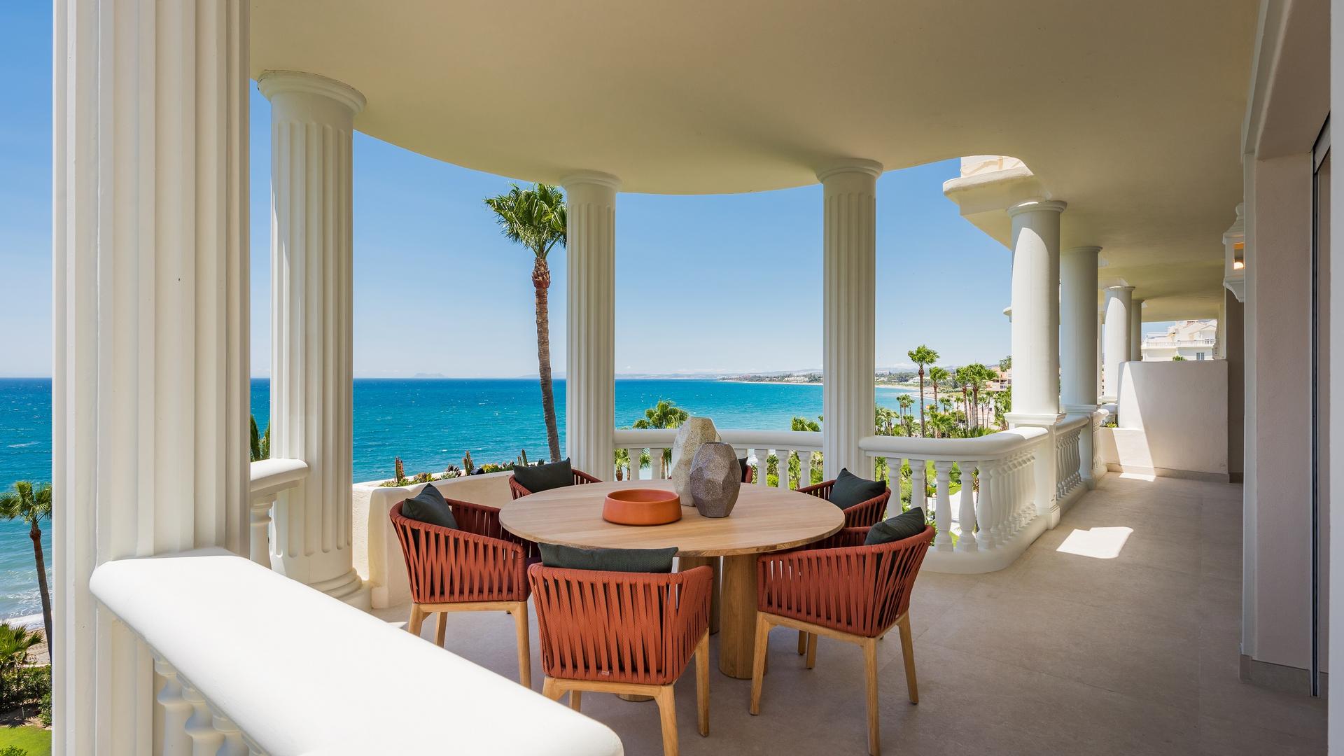 2 - verkauf wohnung direkt am wasser marbella - costa del sol andalusien spanien