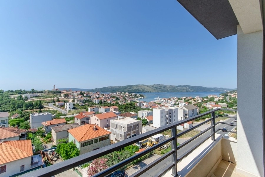1 - verkoop appartement uitzicht op zee seget vranjica split-dalmatia kroatië