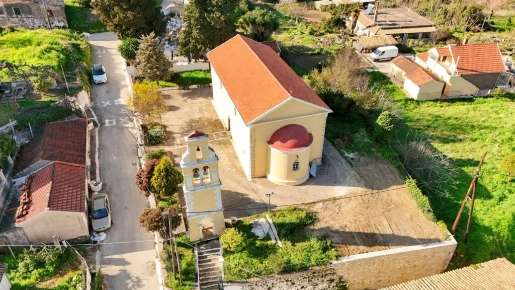 2 - vente maison pieds dans l'eau corfu îles ioniennes grèce