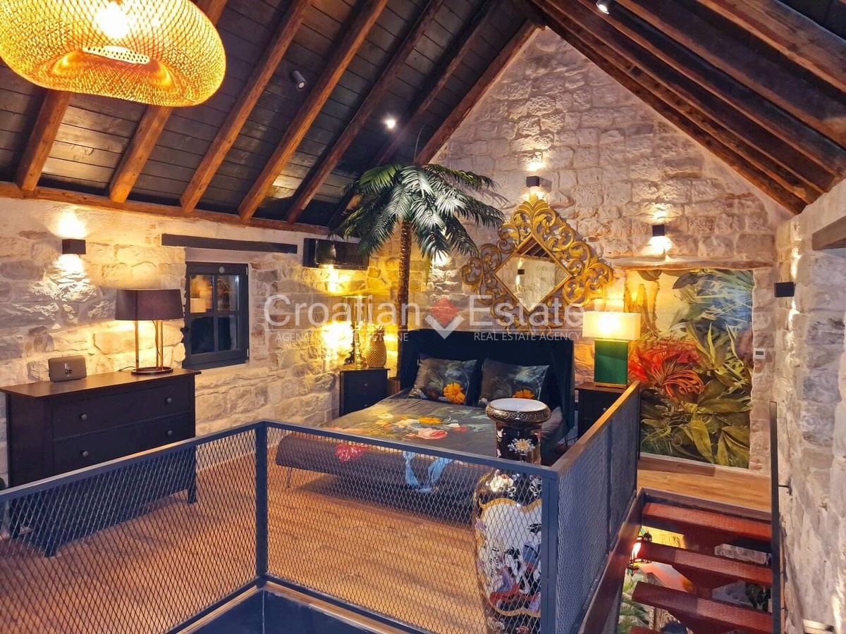 1 - beach walk house for sale in kaštela split-dalmatia croatia