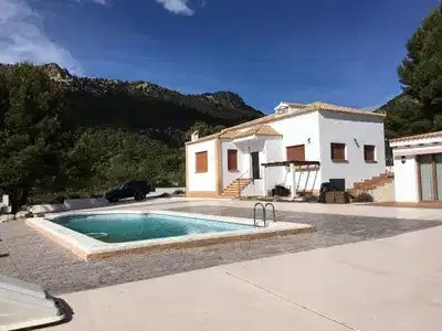 1 - verkoop villa castalla valencian community spanje