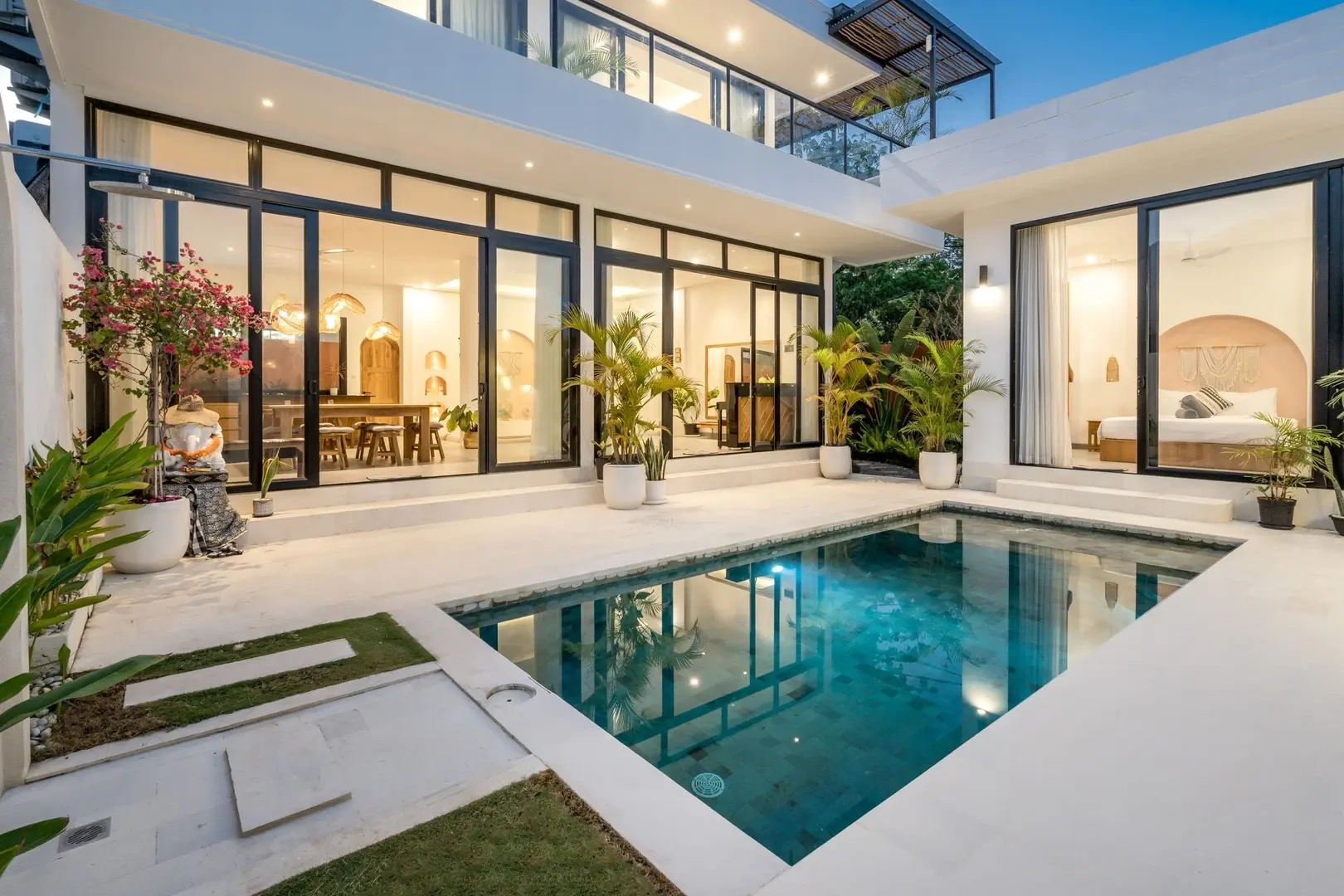 1 - продажа villa ноги в воде pecatu bali индонезия