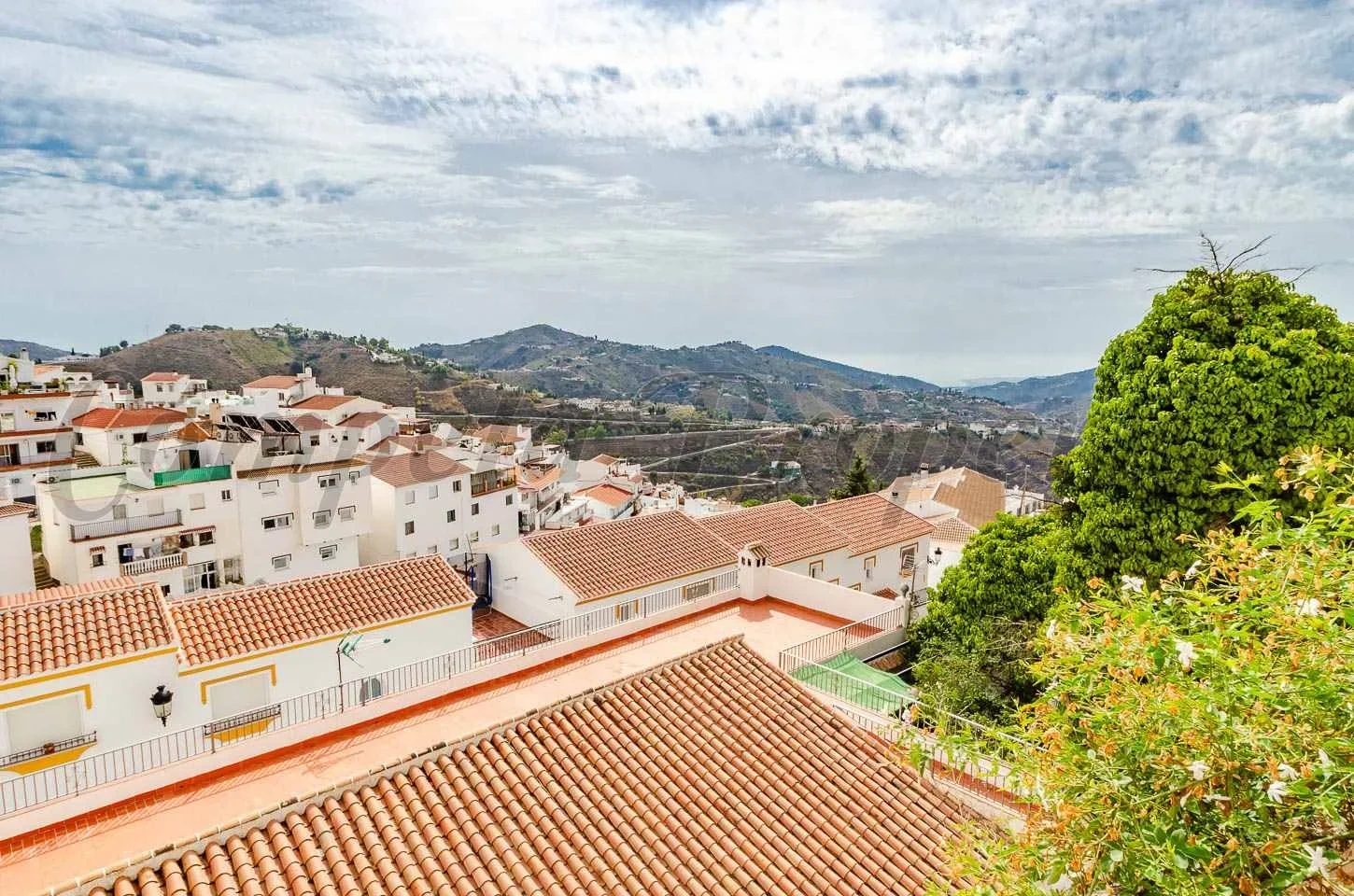 2 - verkoop huis sedella andalusië spanje