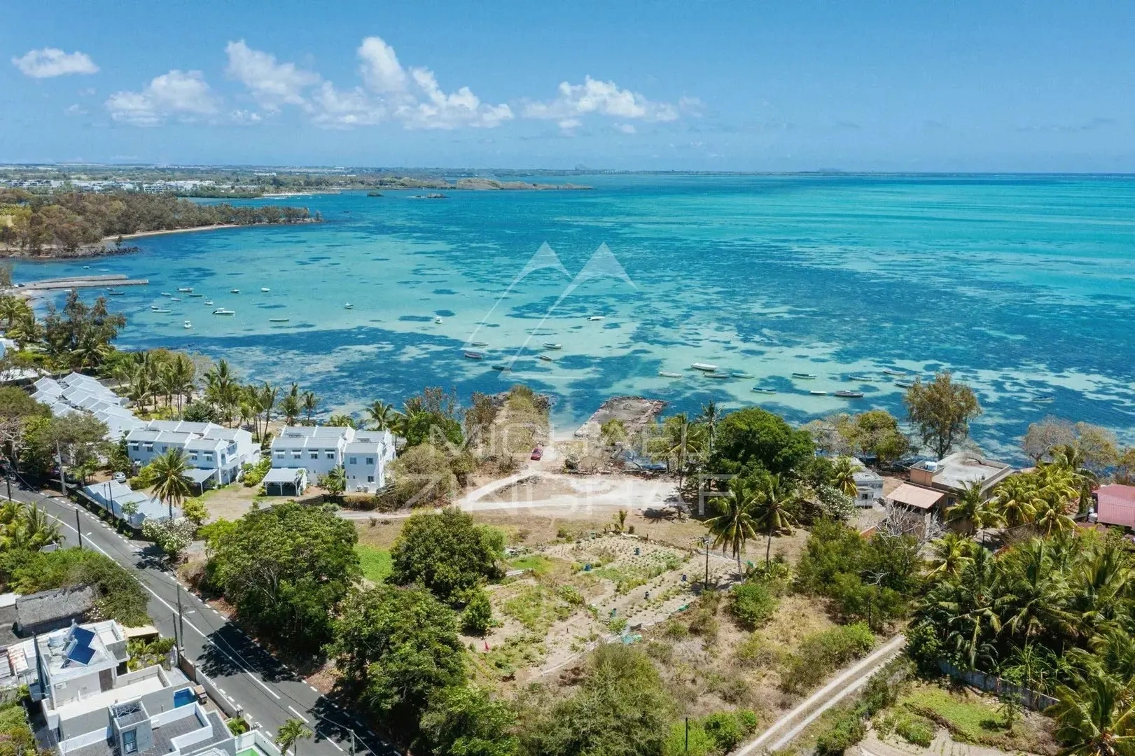 2 - verkauf wohnung direkt am wasser roches noires rivière du rempart mauritius