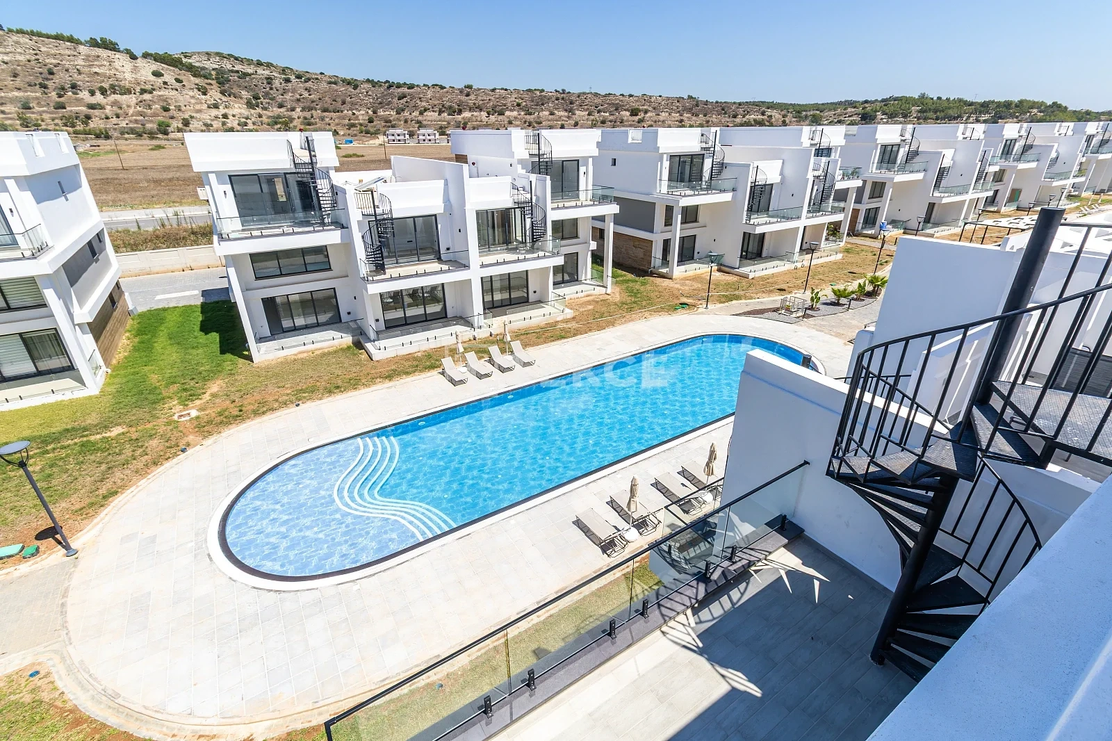 2 - vente maison plage à pied i̇skele famagouste chypre