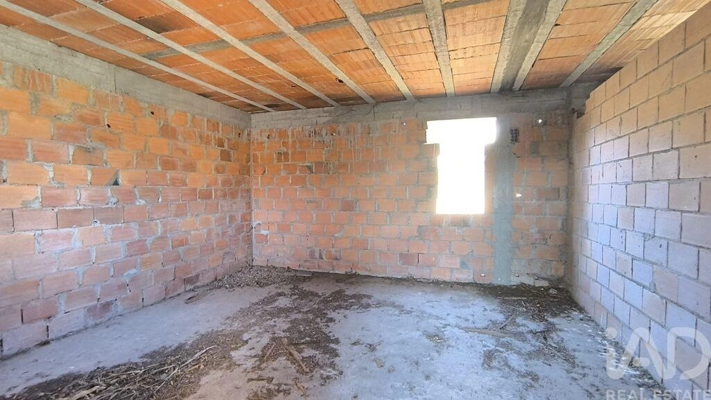 2 - villa for sale in moledo north region portugal