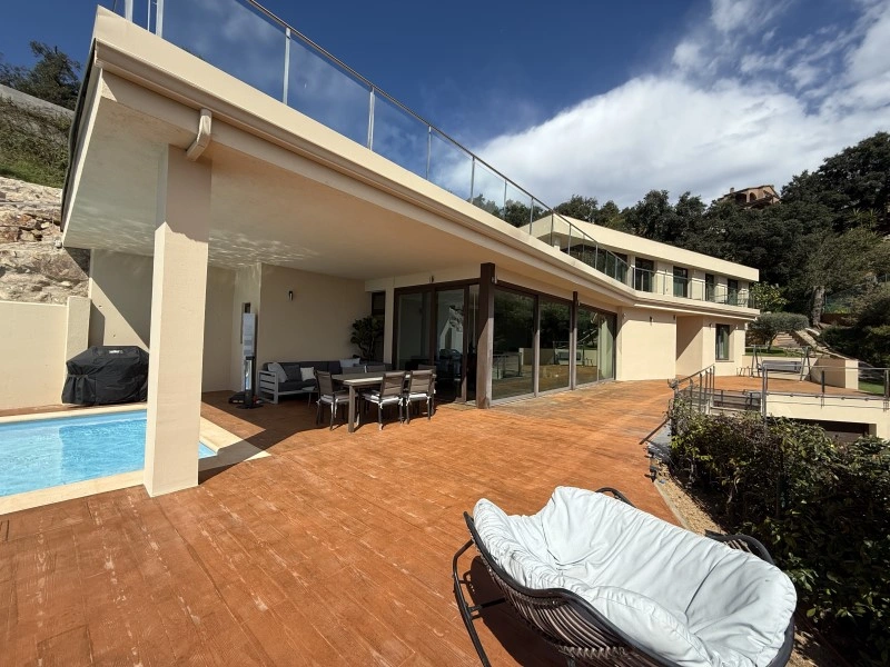 2 - venda casa vista de mar platja d'aro catalunha espanha