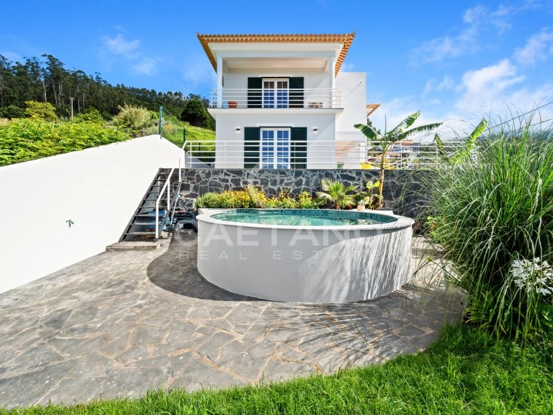 2 - house for sale in canhas madeira portugal