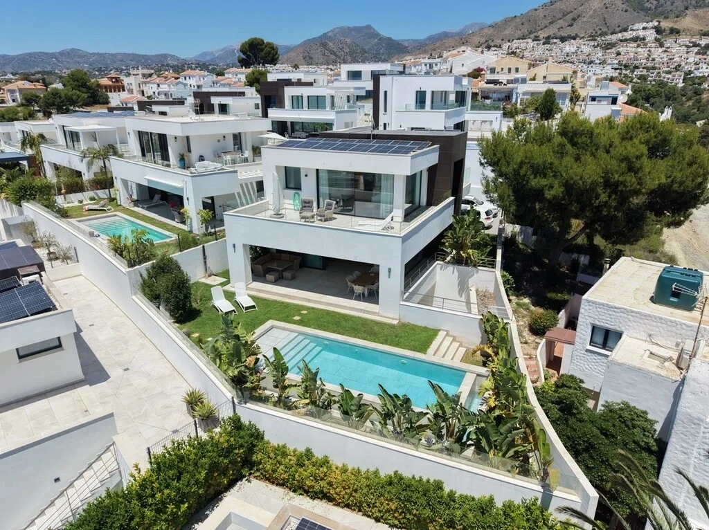 1 - продажа villa вид моря nerja андалусия испания
