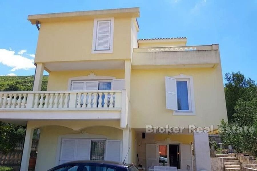 2 - venda casa vista de mar šibenik sibenik croácia