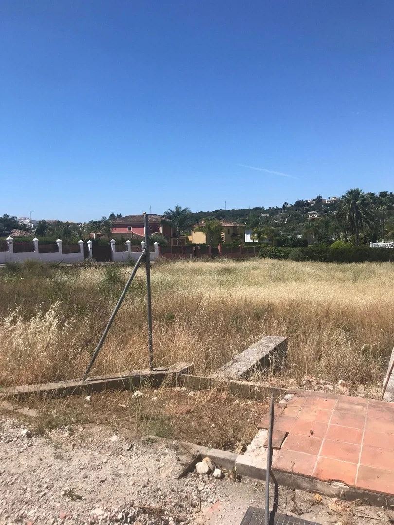 Terreno de 3 000 m²