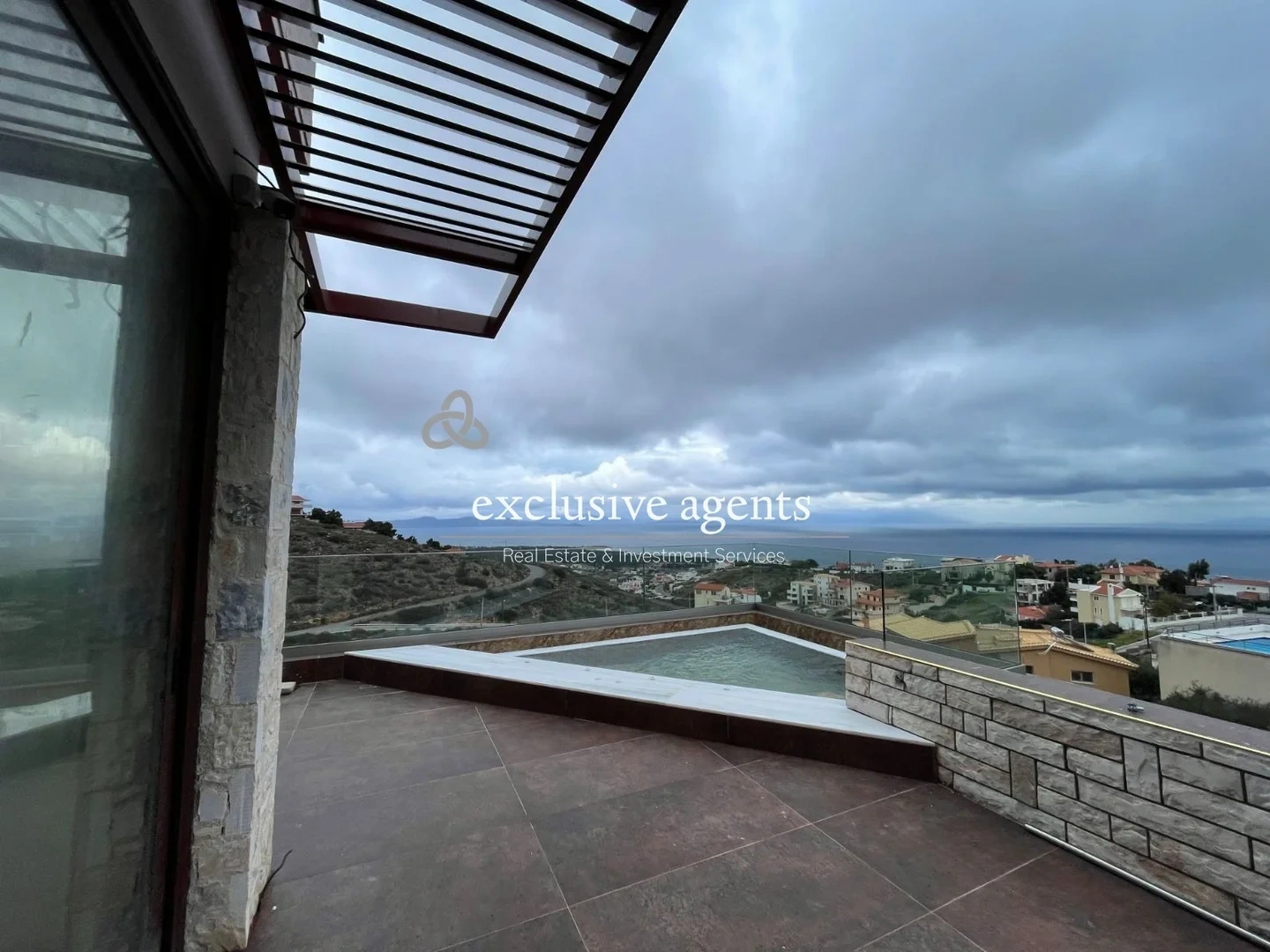 2 - vente maison vue mer nea makri attique grèce