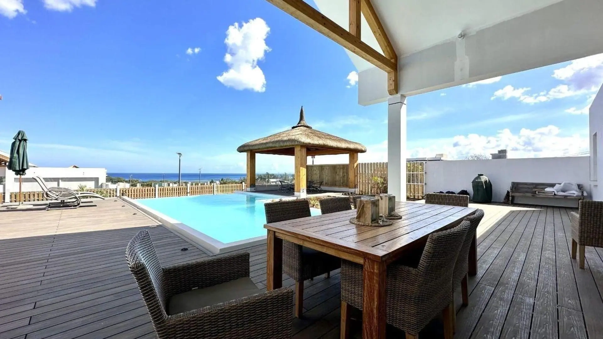 2 - sea view villa for sale in albion rivière noire mauritius