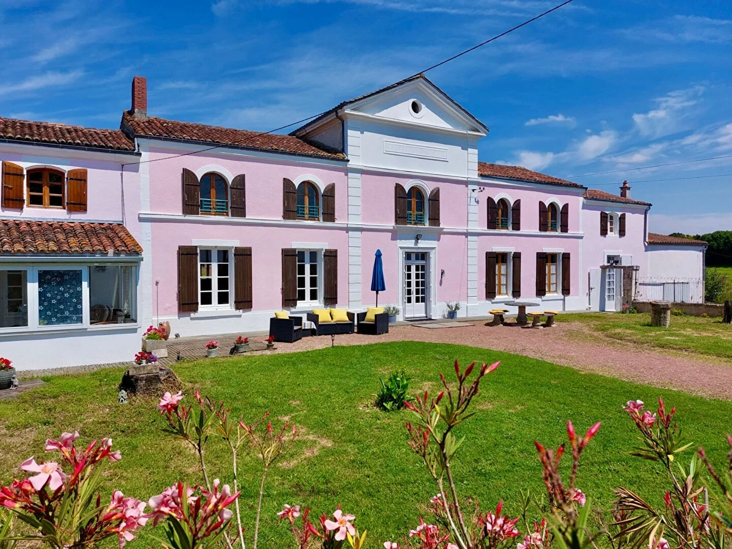 1 - verkoop huis saint-jean-d'angély charente-maritime frankrijk