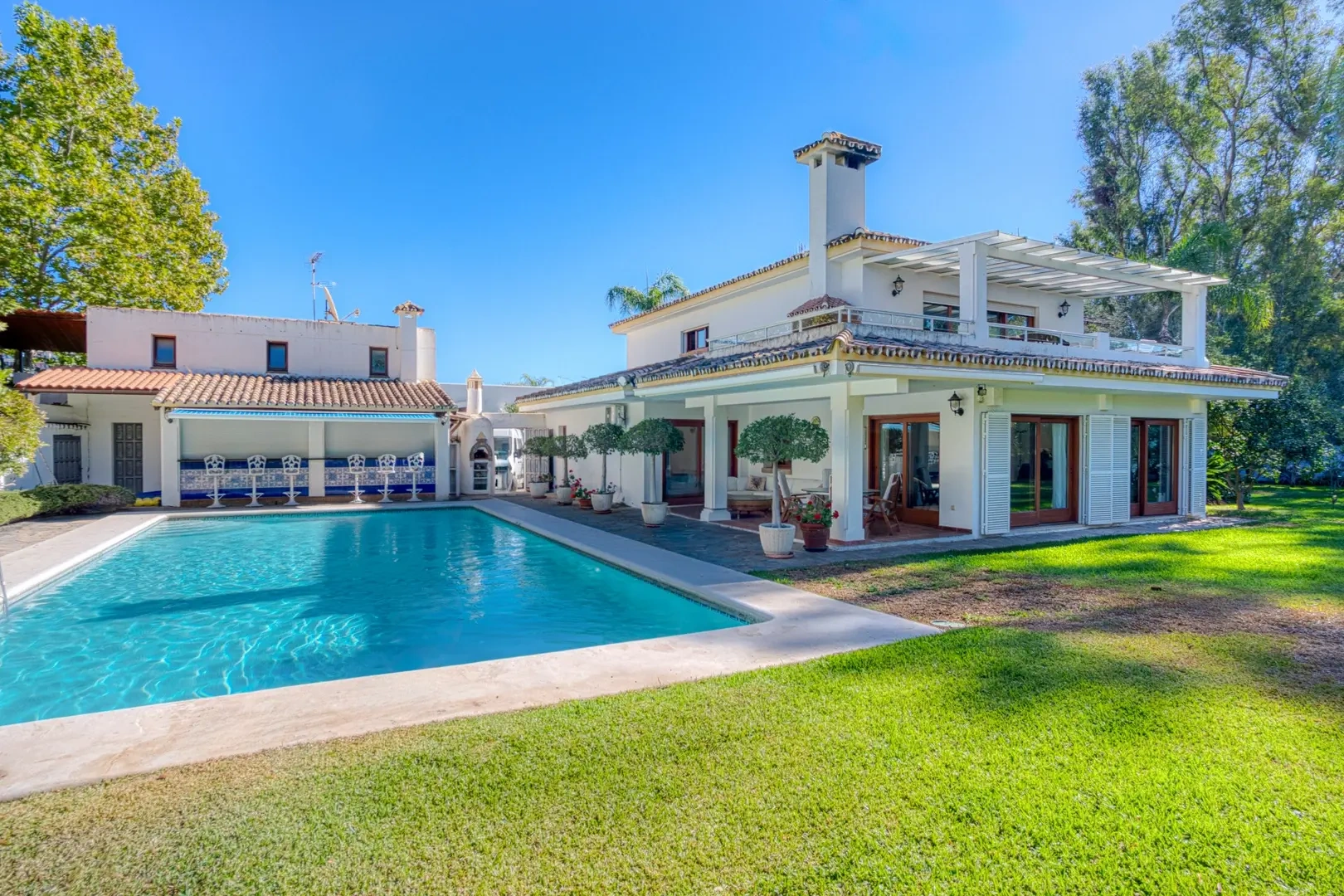 1 - beach walk house for sale in estepona - costa del sol andalusia spain