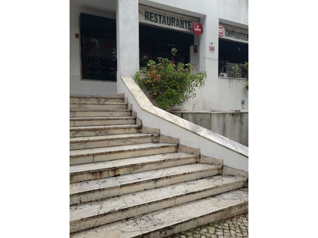 1 - venta comercio oeiras región de lisboa portugal