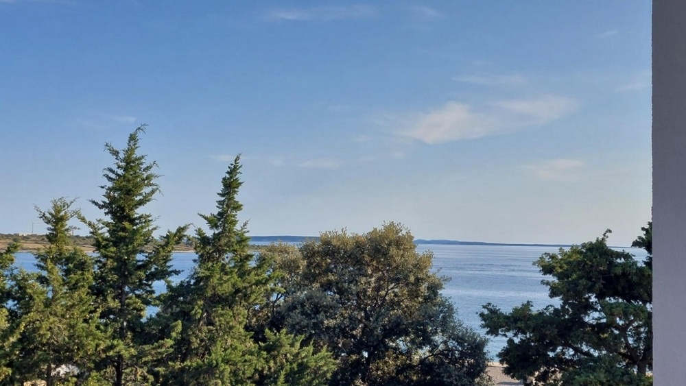 Apartamento vista al mar con 2 dormitorios