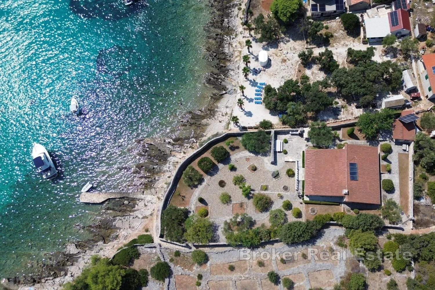 2 - venda casa frente ao mar drvenik split-dalmácia croácia