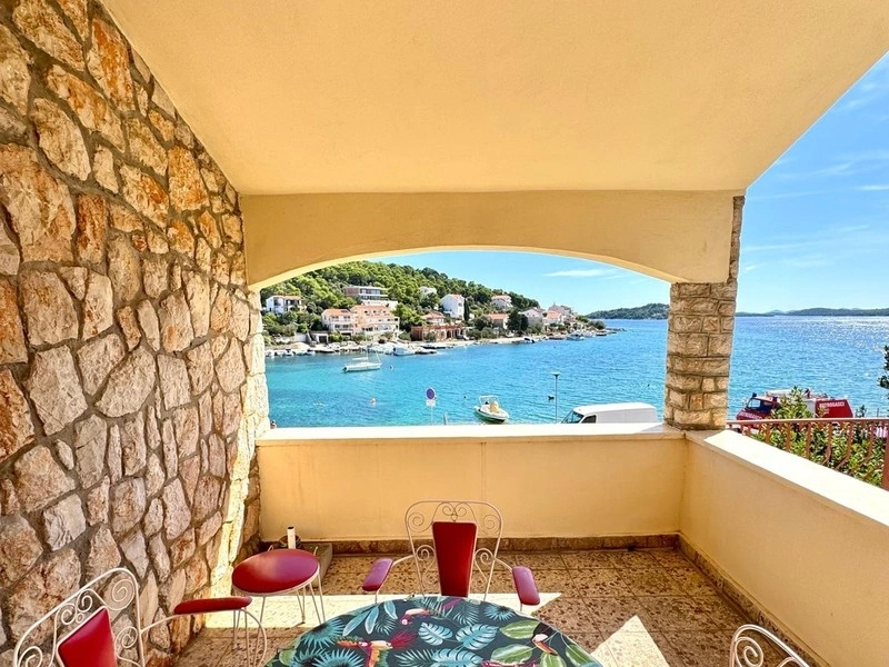 2 - venta casa vista al mar tisno šibenik-knin croacia