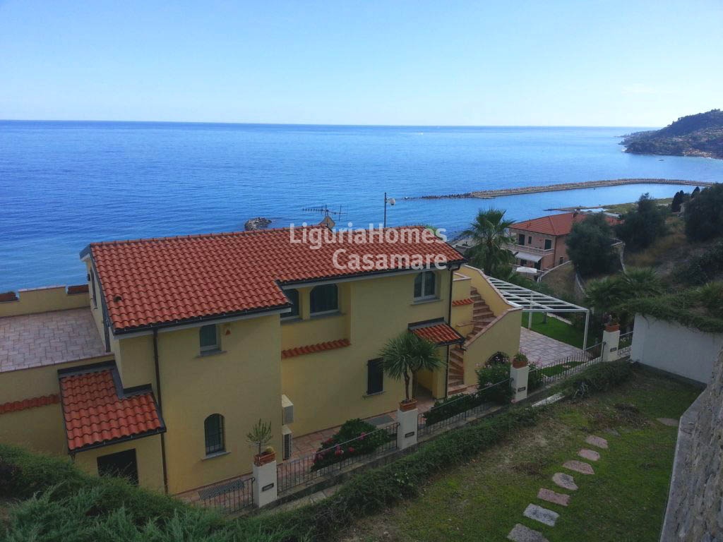 1 - verkoop huis uitzicht op zee ospedaletti liguria italië