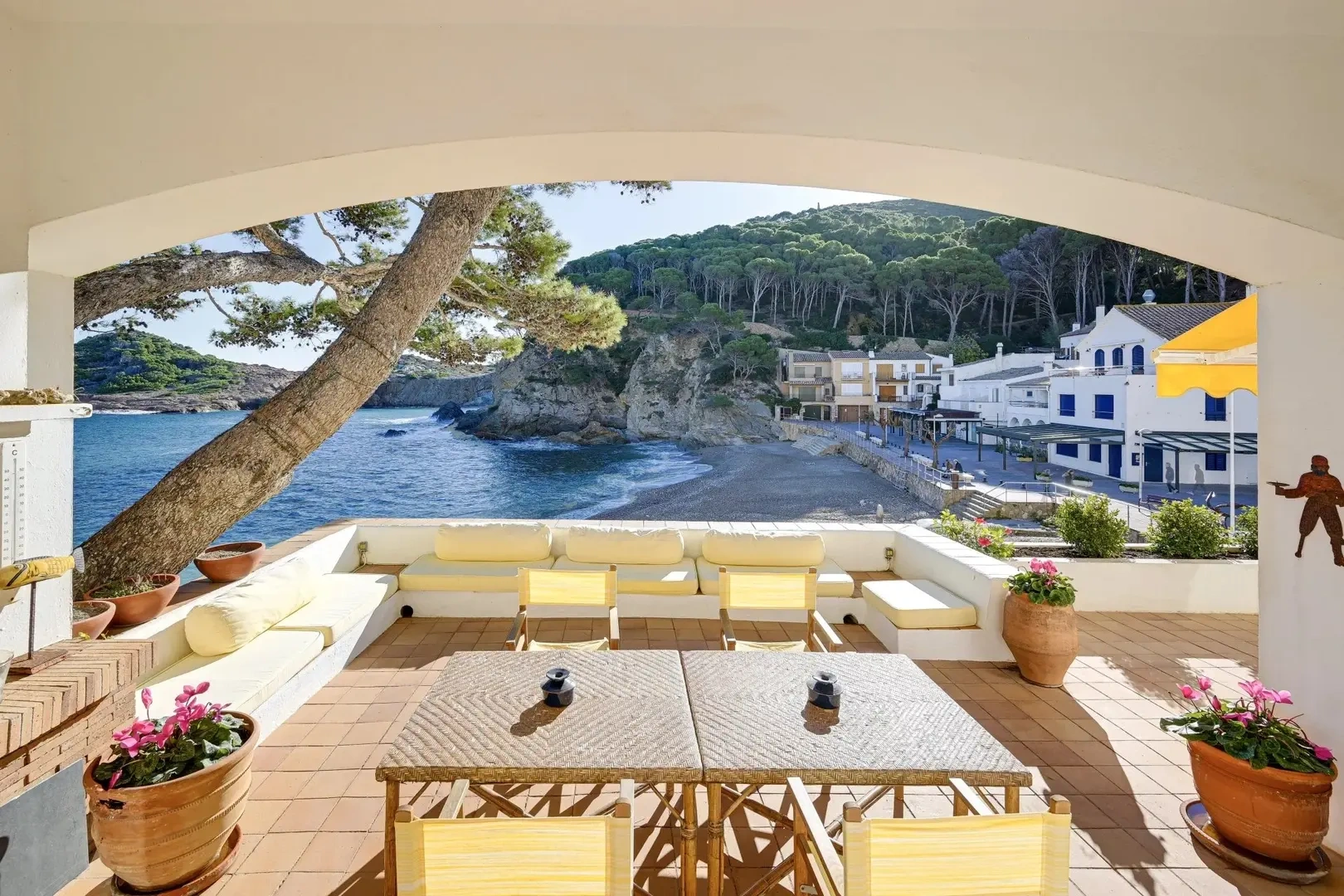 2 - vente maison pieds dans l'eau begur catalogne espagne