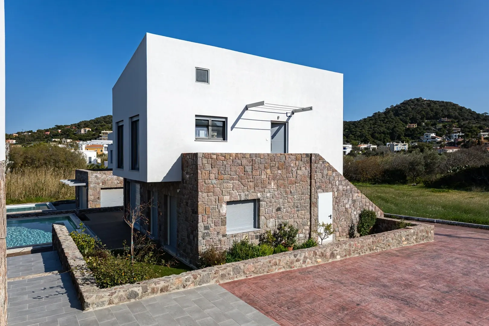 2 - venda apartamento frente ao mar aegina ática grécia
