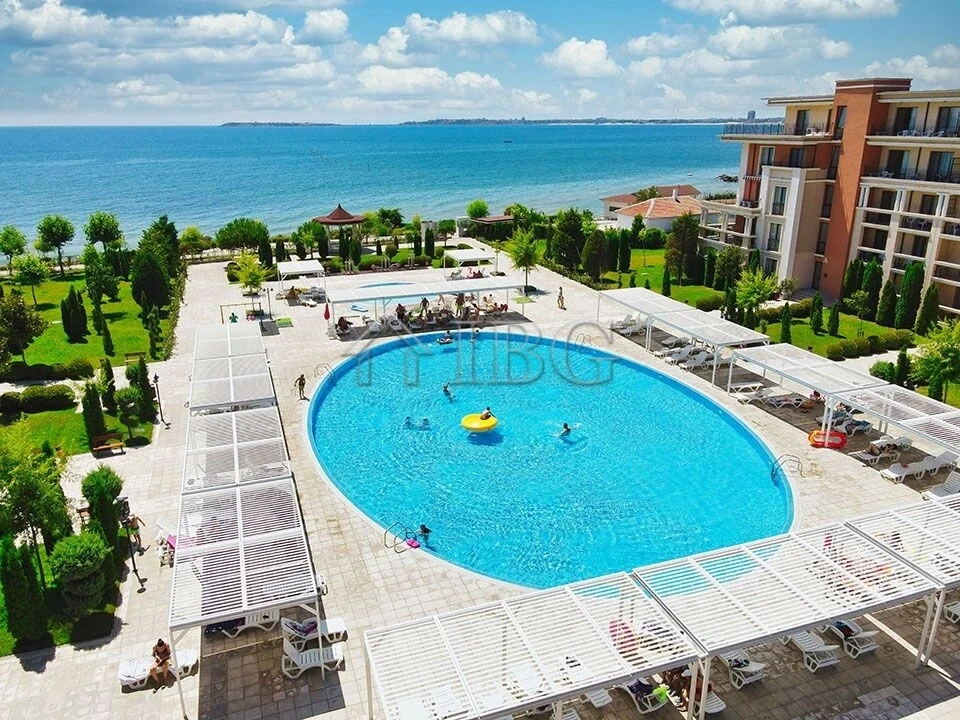 1 - verkauf wohnung direkt am wasser sveti vlas burgas bulgarien