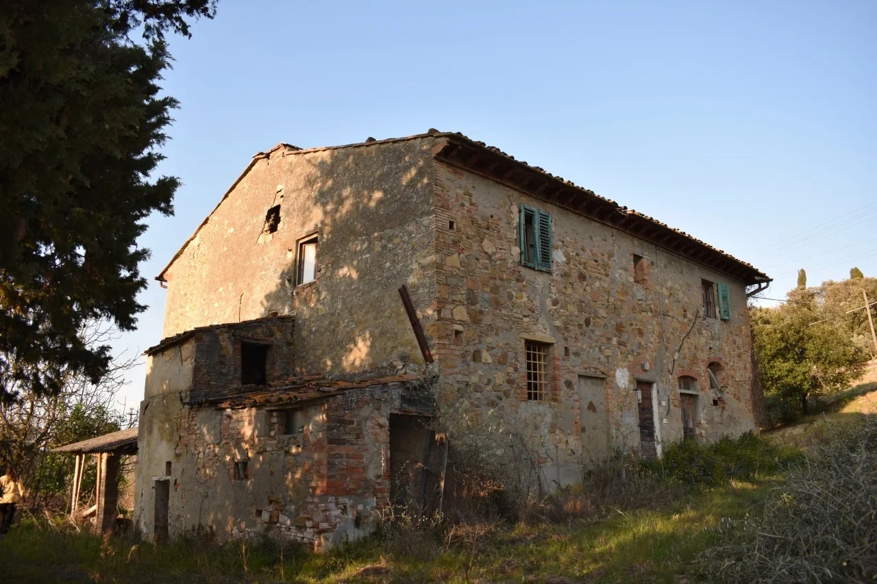 1 - vendita proprietà gambassi terme toscana italia