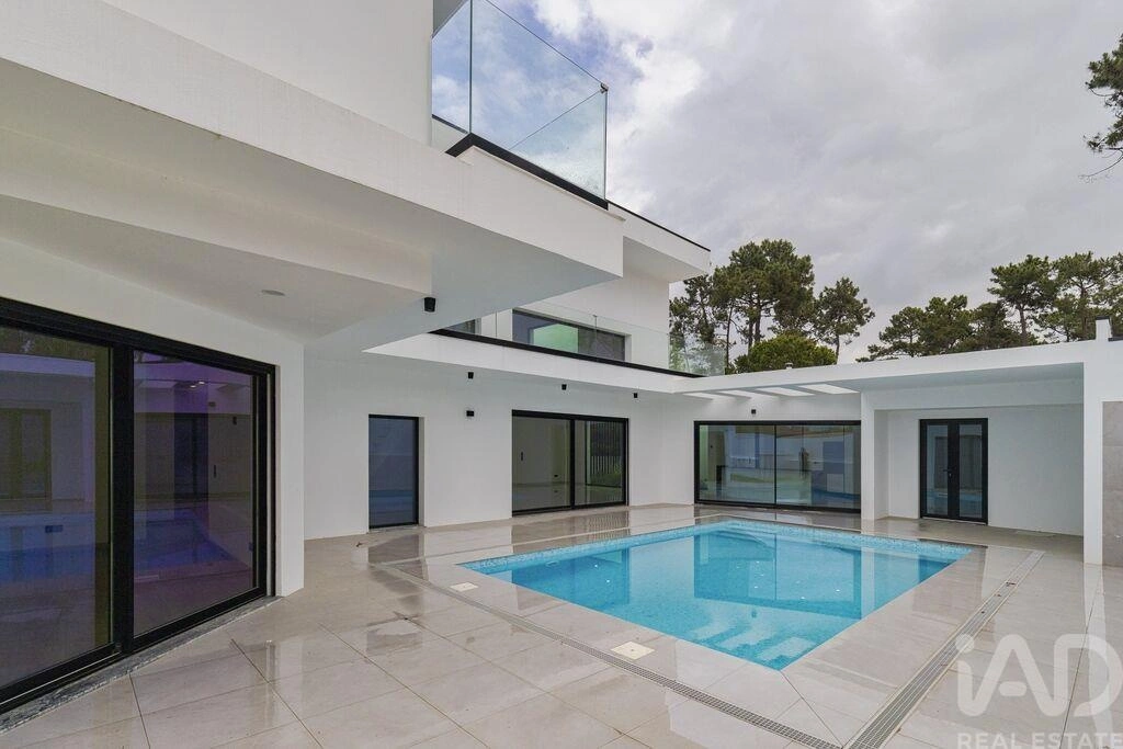1 - house for sale in corroios lisbon region portugal