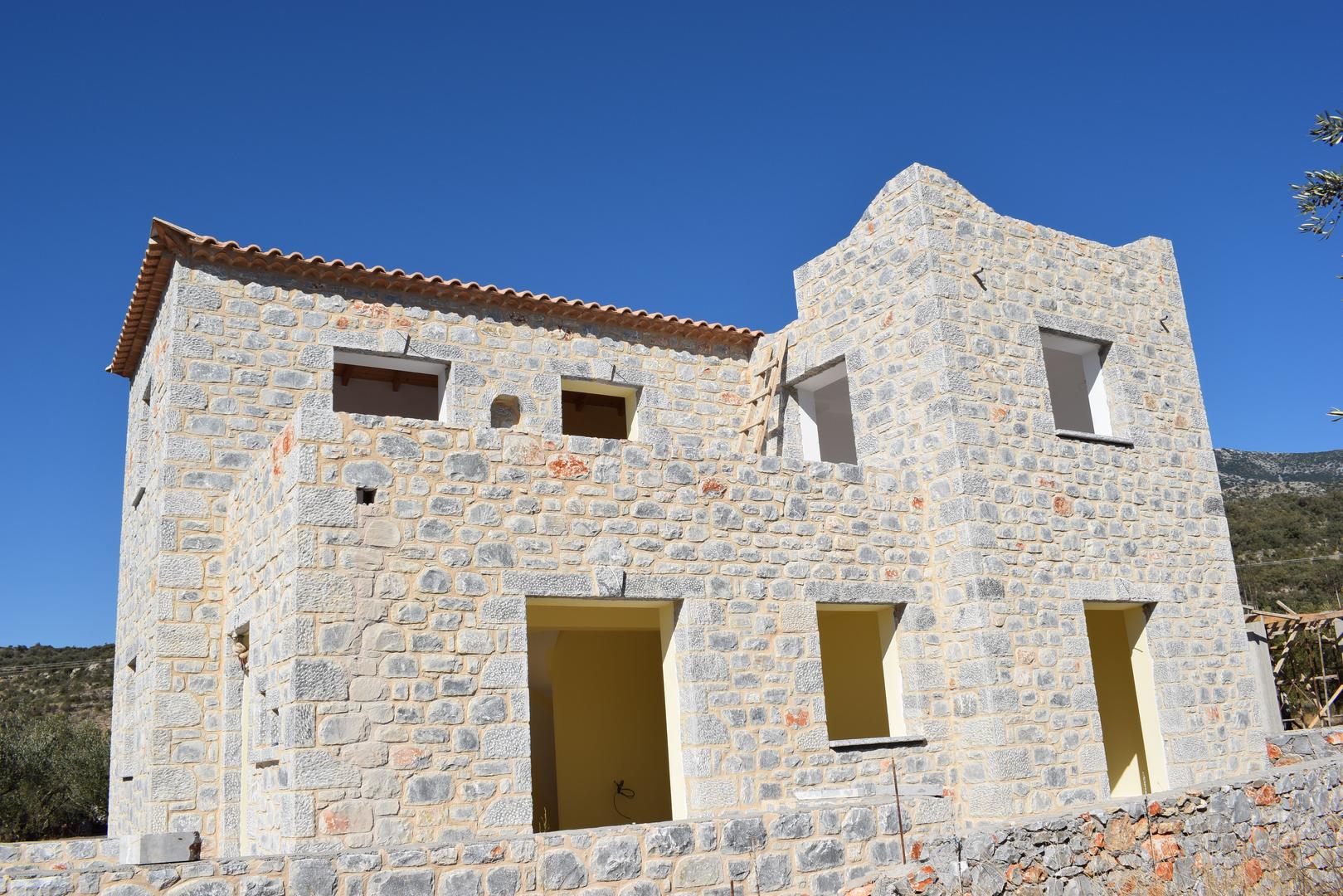 2 - vente maison plage à pied ágios nikólaos péloponnèse grèce