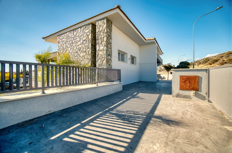 2 - verkoop villa limassol limassol cyprus