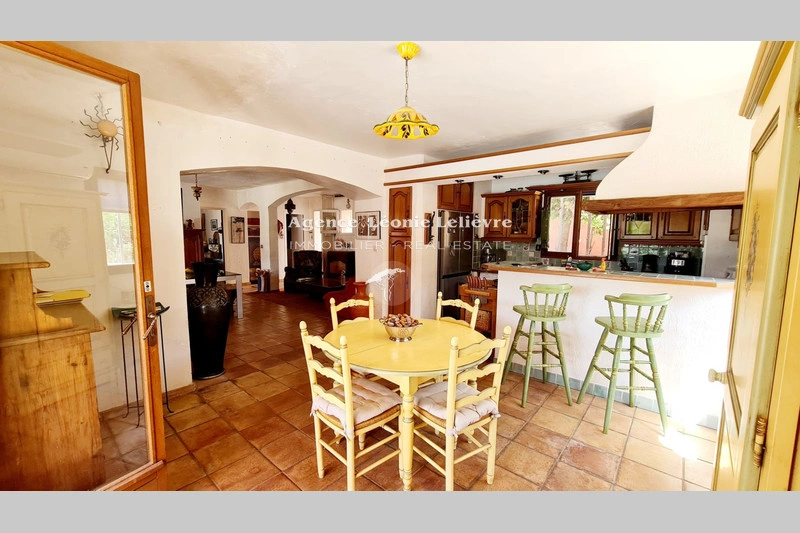 2 - venta casa vista al mar les issambres var francia