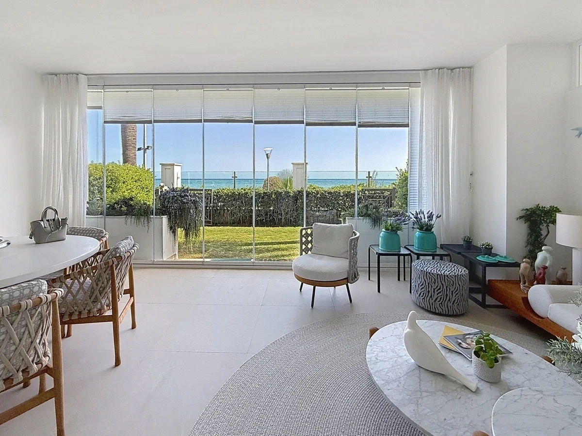 1 - vente appartement pieds dans l'eau estepona - costa del sol andalousie espagne