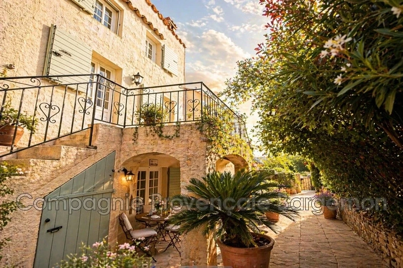 1 - vendita casa bargemon var francia