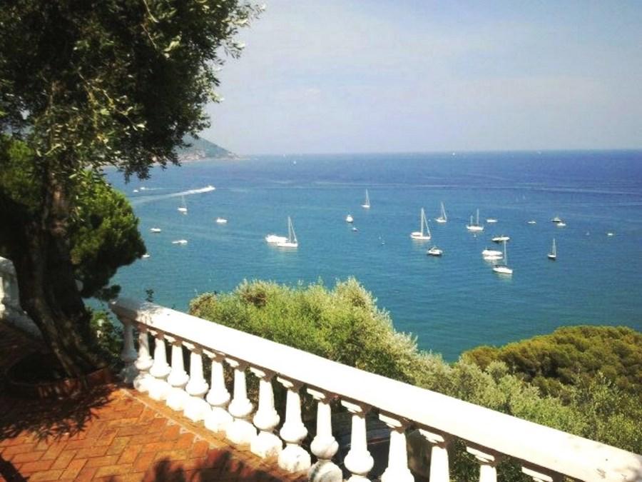 1 - verkoop huis aan het water diano marina liguria italië