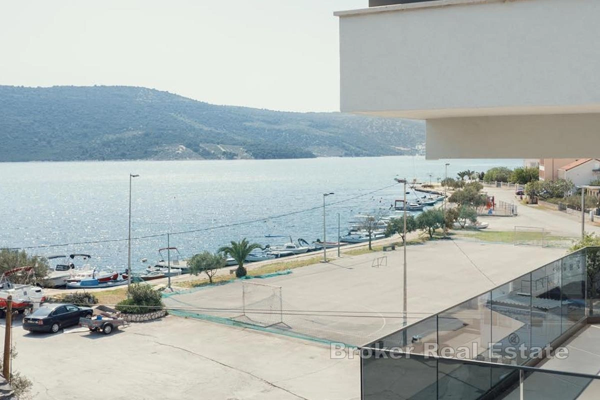 1 - продажа квартира ноги в воде marina сплитско-далматинская хорватия