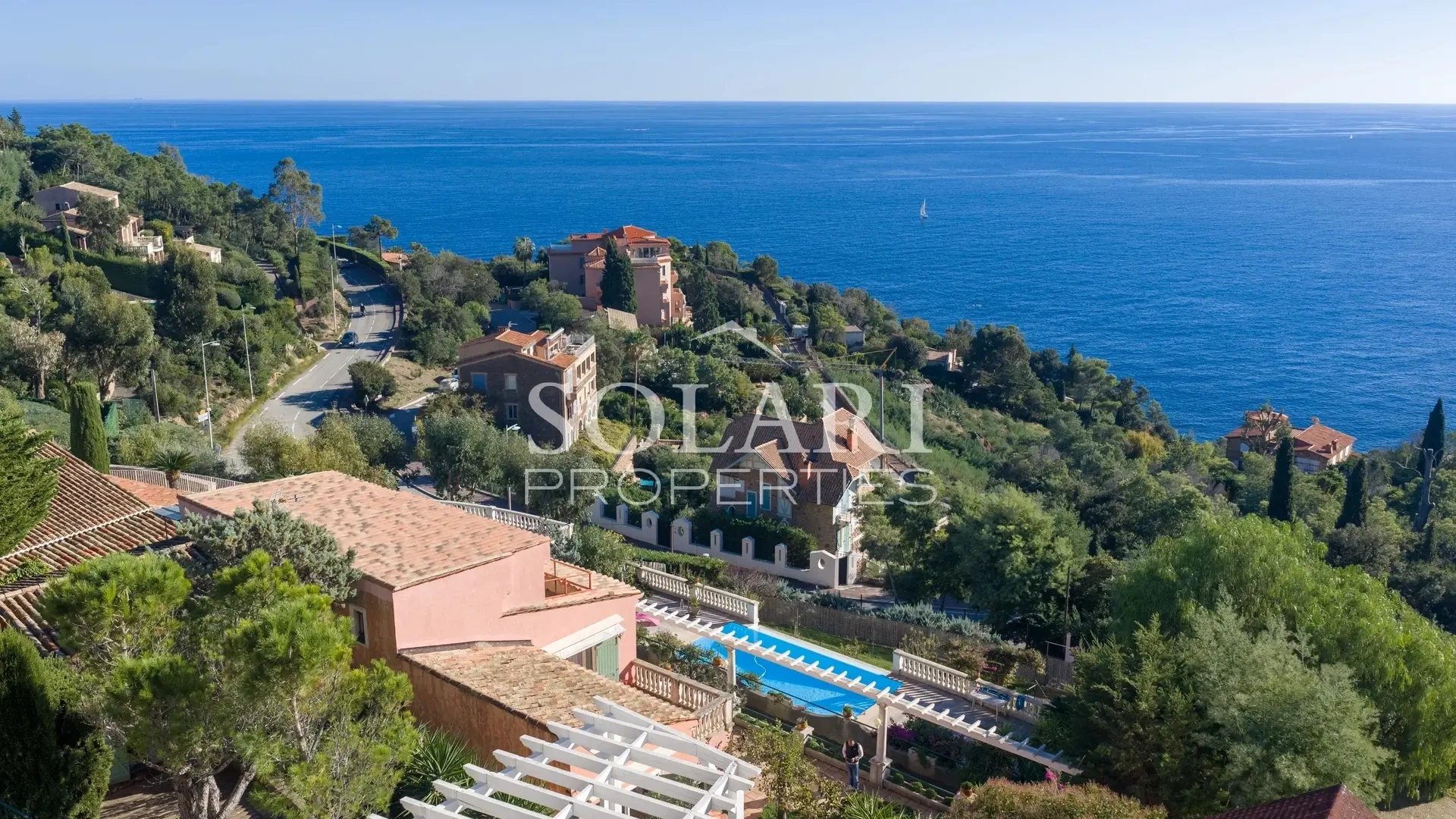 1 - vente villa vue mer théoule-sur-mer alpes-maritimes france