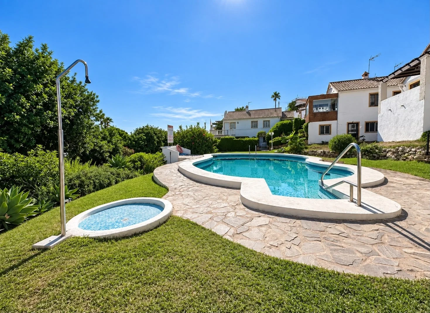 1 - venta casa a pie de playa mijas andalucía españa
