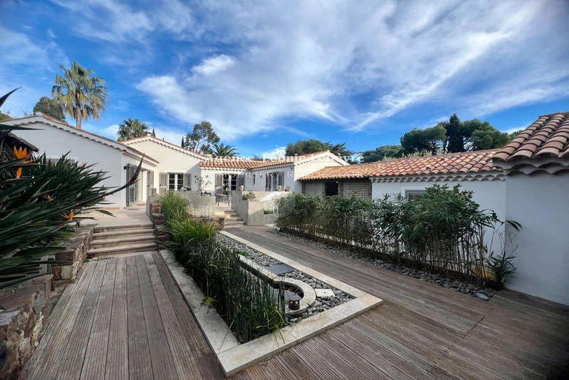 Casa con piscina